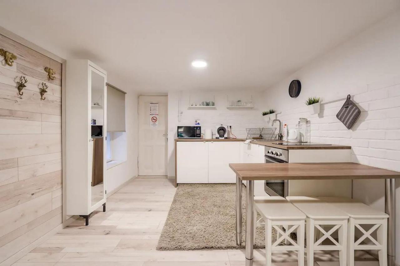 Cosy Cottage - Cheerful Apartment In The Center Budapest Eksteriør billede