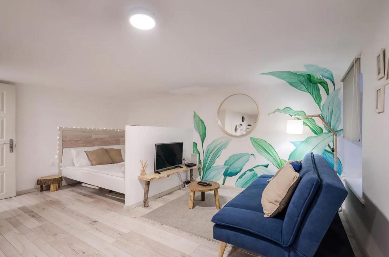 Cosy Cottage - Cheerful Apartment In The Center Budapest Eksteriør billede