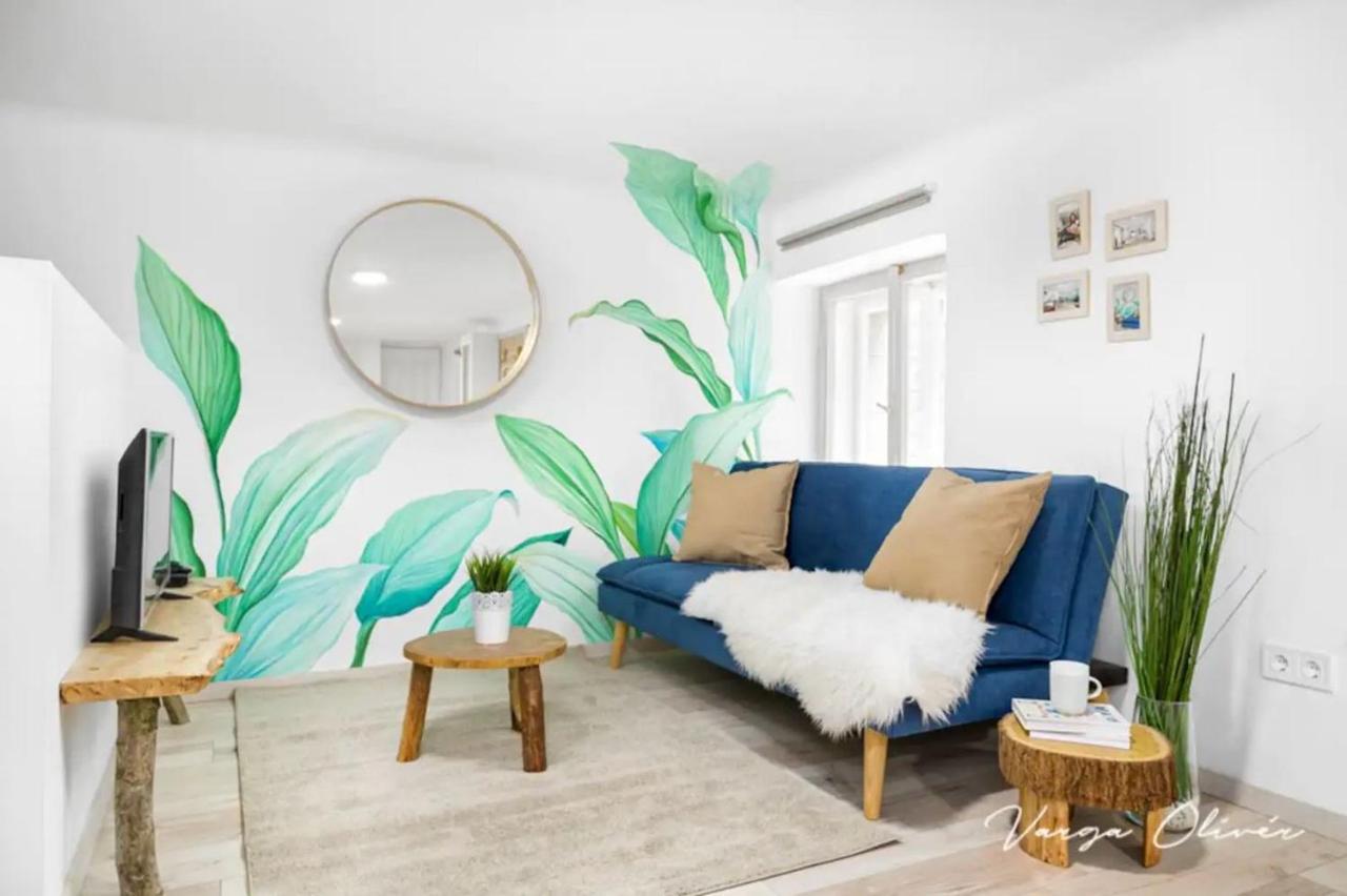 Cosy Cottage - Cheerful Apartment In The Center Budapest Eksteriør billede