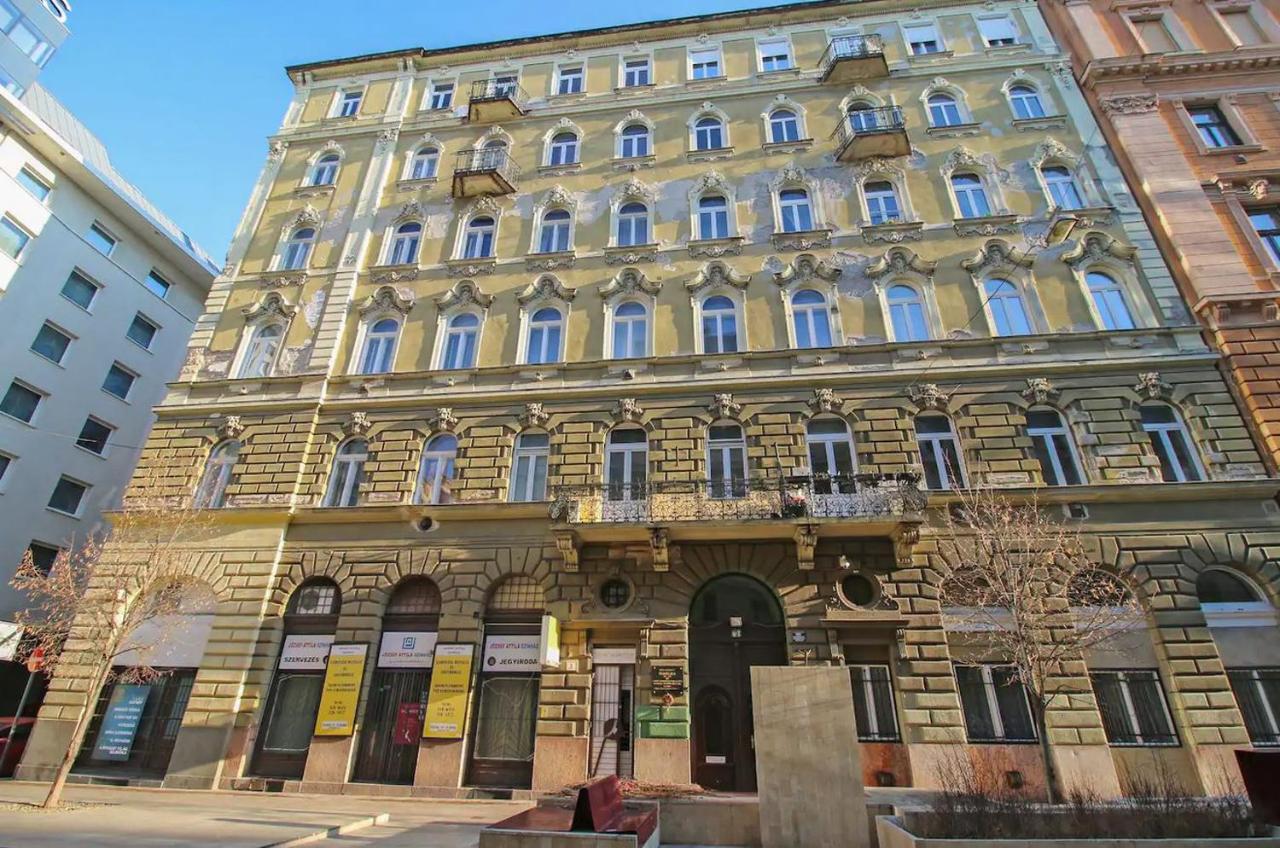 Cosy Cottage - Cheerful Apartment In The Center Budapest Eksteriør billede